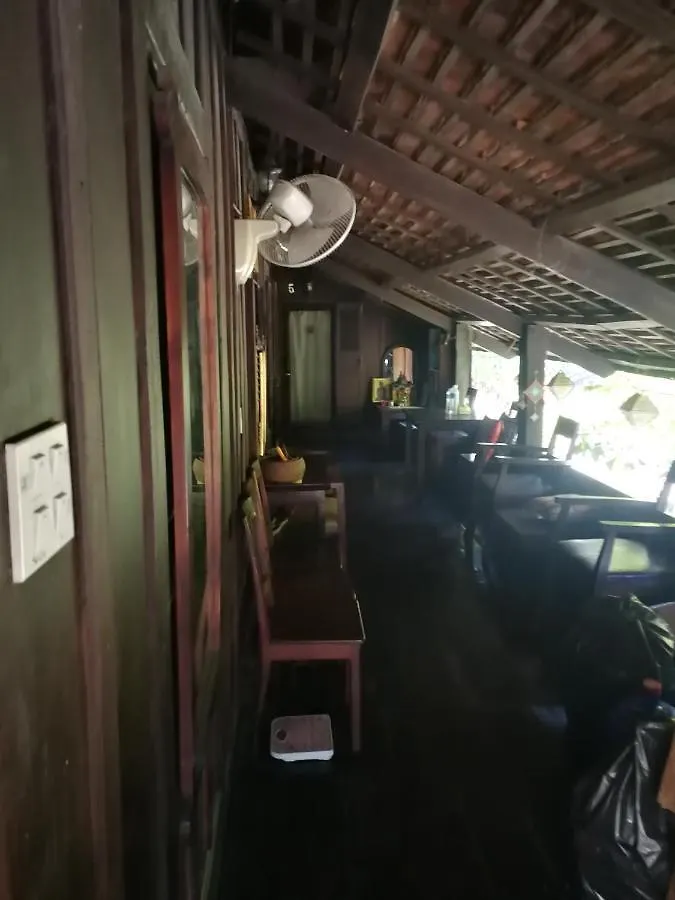 מלון לואנג פרבאנג Outback Laos
